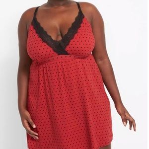 Brand New with tags Cacique lace trim Chemise. Size 18-20 and 22-24